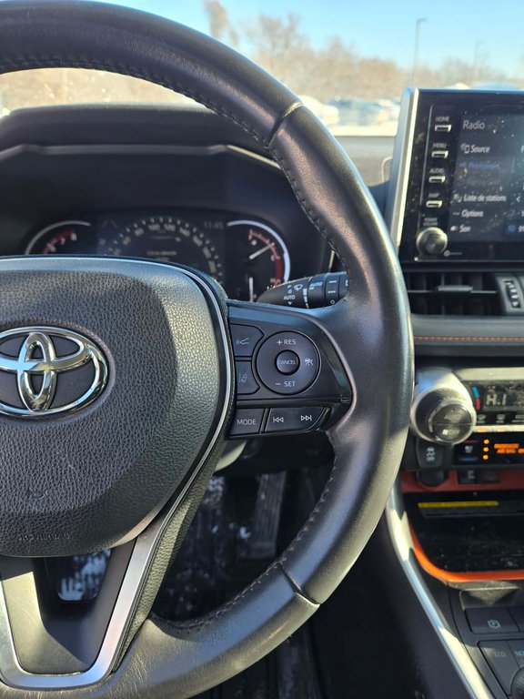 Toyota RAV4 Trail, 8 PNEUS, AWD, TOIT OUVRANT, CUIR, MAGS 2019 à Mirabel, Québec - 15 - w1024h768px