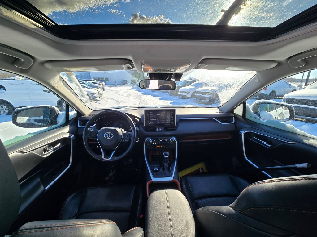 Toyota RAV4 Trail, 8 PNEUS, AWD, TOIT OUVRANT, CUIR, MAGS 2019 à Mirabel, Québec - 5 - w1024h768px