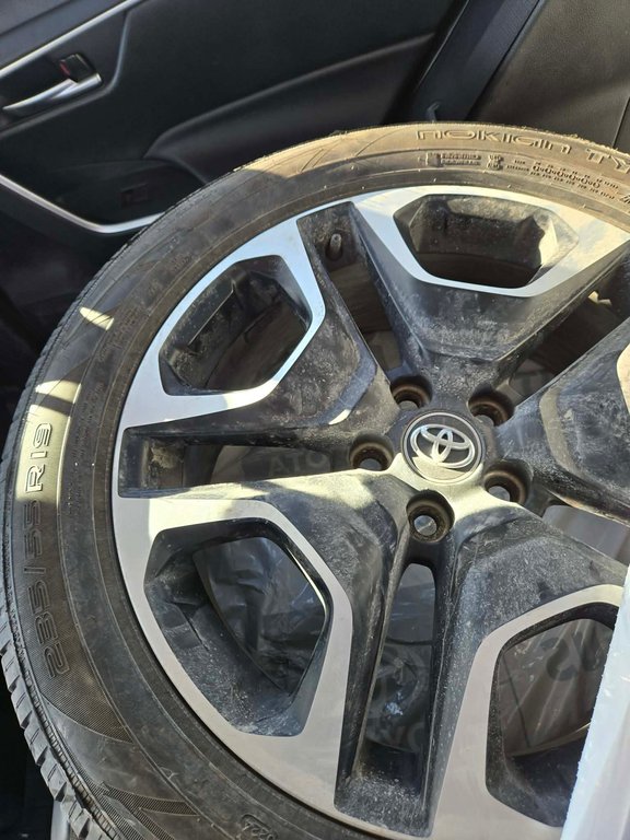 Toyota RAV4 Trail, 8 PNEUS, AWD, TOIT OUVRANT, CUIR, MAGS 2019 à Mirabel, Québec - 4 - w1024h768px