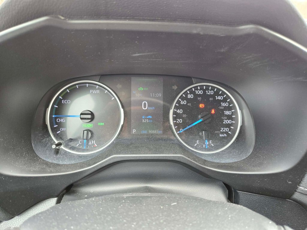 Toyota RAV4 Hybrid LE, JAMAIS ACCIDENTÉ, HITCH, AWD 2019 à Mirabel, Québec - 10 - w1024h768px