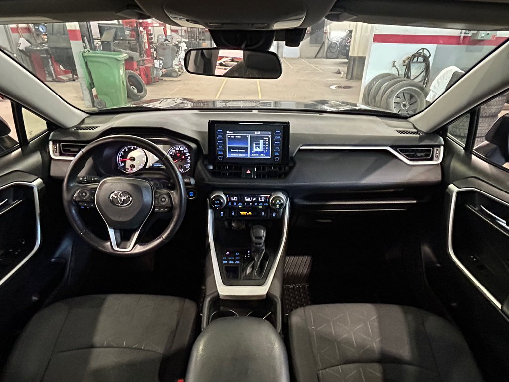Toyota RAV4 XLE, JAMAIS ACCIDENTÉ, 8 PNEUS, AWD, TOIT 2021 à Mirabel, Québec - 32 - w1024h768px