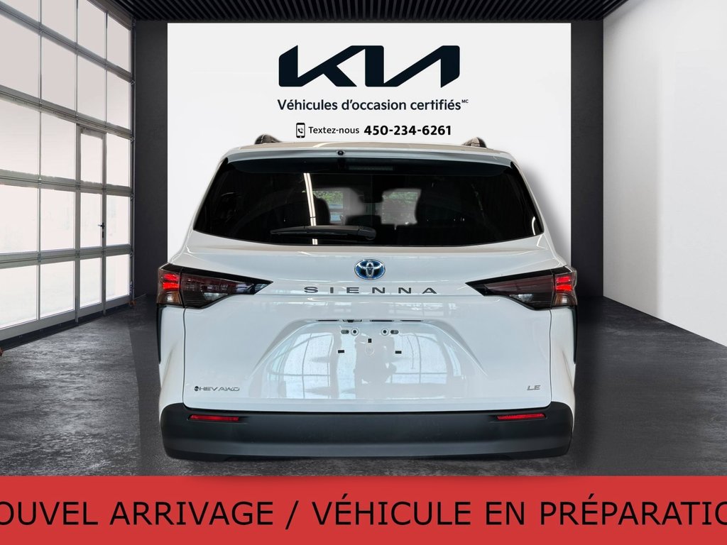 2025 Toyota Sienna LE HYBRIDE, JAMAIS ACCIDENTÉ, 8 PASSAGERS, AWD in Mirabel, Quebec - 23 - w1024h768px