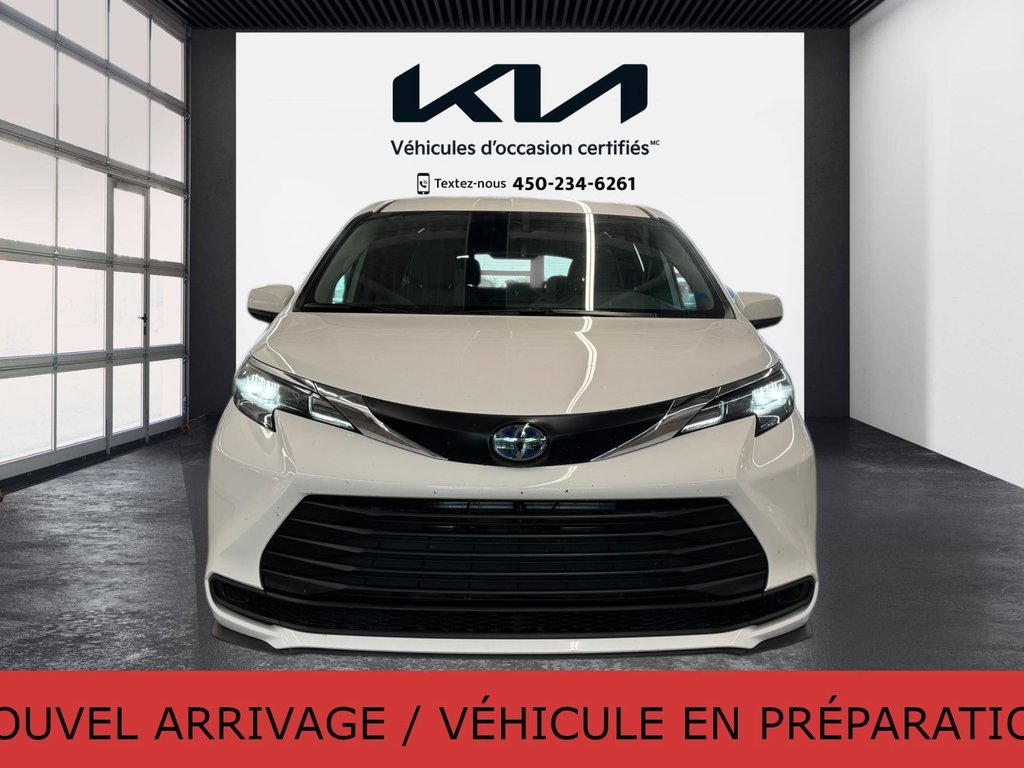 2025 Toyota Sienna LE HYBRIDE, JAMAIS ACCIDENTÉ, 8 PASSAGERS, AWD in Mirabel, Quebec - 5 - w1024h768px