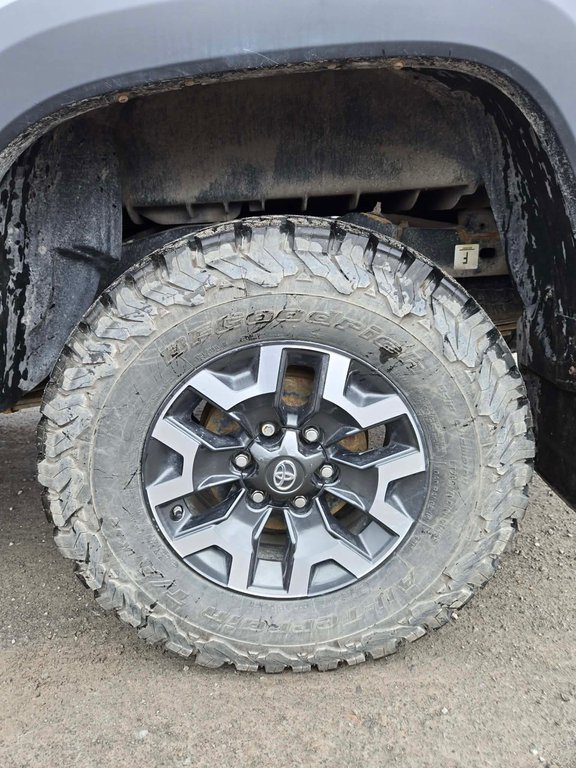 Toyota Tacoma TRD Off Road, JAMAIS ACCIDENTÉ, V6, HITCH 2018 à Mirabel, Québec - 6 - w1024h768px