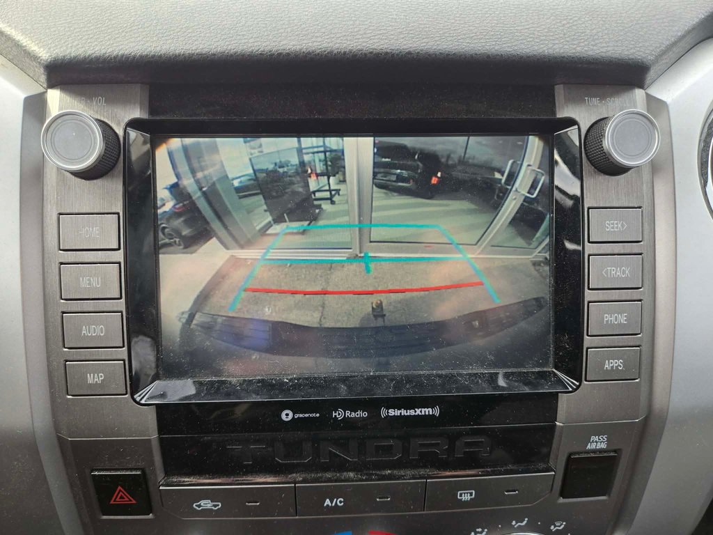 2020 Toyota Tundra Crew Max, JAMAIS ACCIDENTÉ, 8 PNEUS, MAGS in Mirabel, Quebec - 16 - w1024h768px