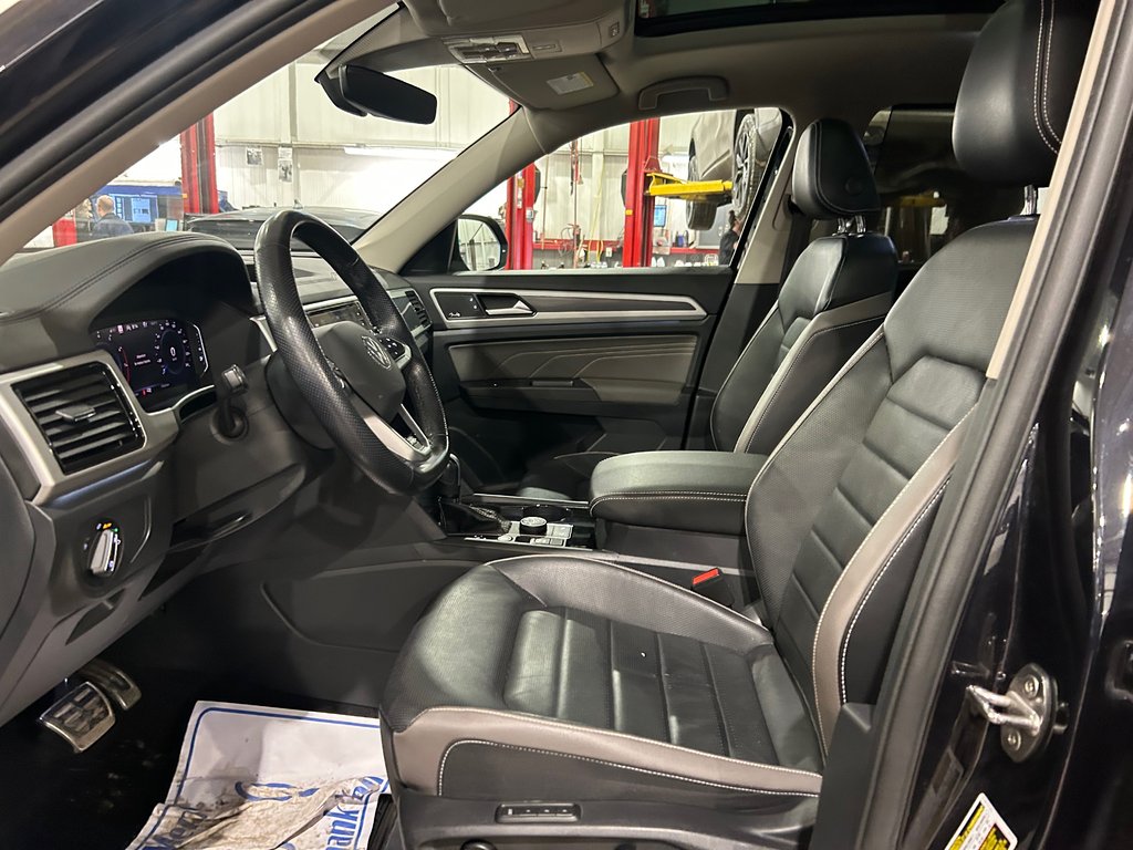 Volkswagen Atlas Execline, JAMAIS ACCIDENTÉ, 6 PASSAGERS, HITCH, V6 2022 à Mirabel, Québec - 9 - w1024h768px
