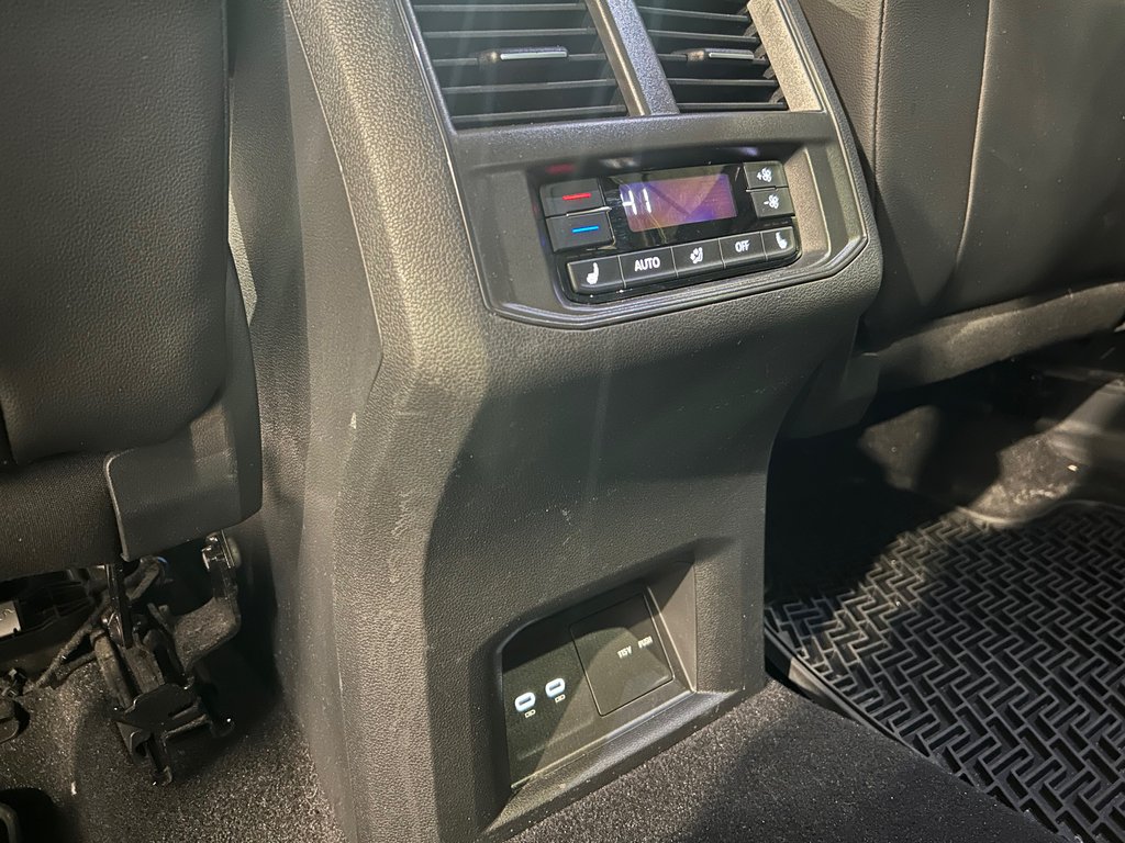 Volkswagen Atlas Execline, JAMAIS ACCIDENTÉ, 6 PASSAGERS, HITCH, V6 2022 à Mirabel, Québec - 33 - w1024h768px