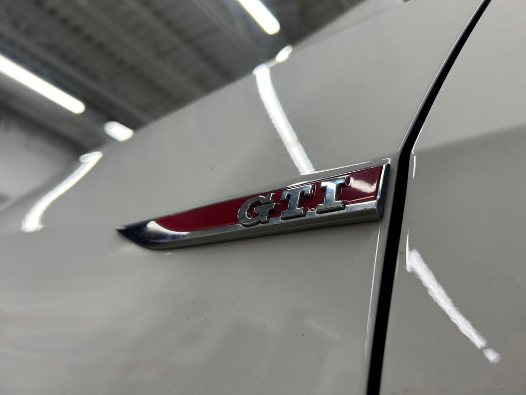 Volkswagen Golf GTI Autobahn, JAMAIS ACCIDENTÉ, DSG, 8 PNEUS, CUIR 2021 à Mirabel, Québec - 4 - w1024h768px