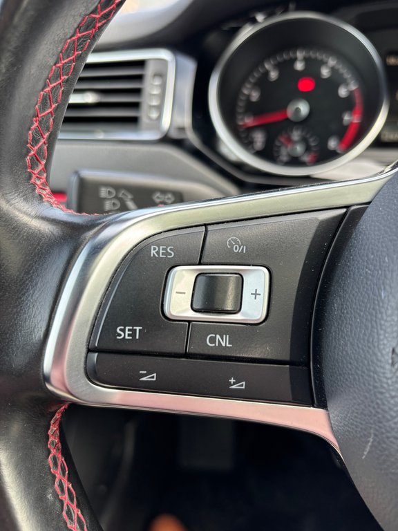 2017 Volkswagen Jetta Sedan GLI Autobahn, JAMAIS ACCIDENTÉ, 8 MAGS, MANUELLE in Mirabel, Quebec - 13 - w1024h768px