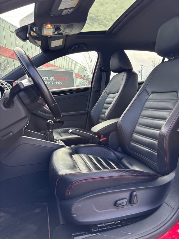 2017 Volkswagen Jetta Sedan GLI Autobahn, JAMAIS ACCIDENTÉ, 8 MAGS, MANUELLE in Mirabel, Quebec - 8 - w1024h768px