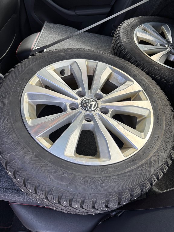 2017 Volkswagen Jetta Sedan GLI Autobahn, JAMAIS ACCIDENTÉ, 8 MAGS, MANUELLE in Mirabel, Quebec - 4 - w1024h768px