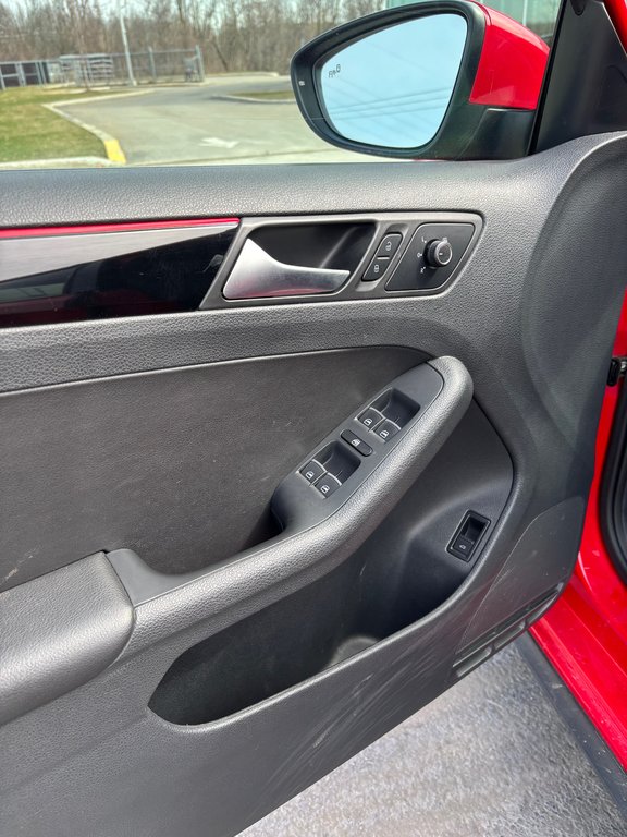 2017 Volkswagen Jetta Sedan GLI Autobahn, JAMAIS ACCIDENTÉ, 8 MAGS, MANUELLE in Mirabel, Quebec - 7 - w1024h768px