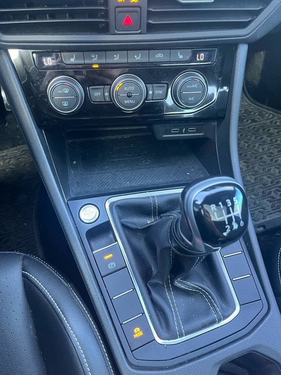 Volkswagen Jetta Comfortline, JAMAIS ACCIDENTÉ, MANUELLE, CUIR 2023 à Mirabel, Québec - 16 - w1024h768px
