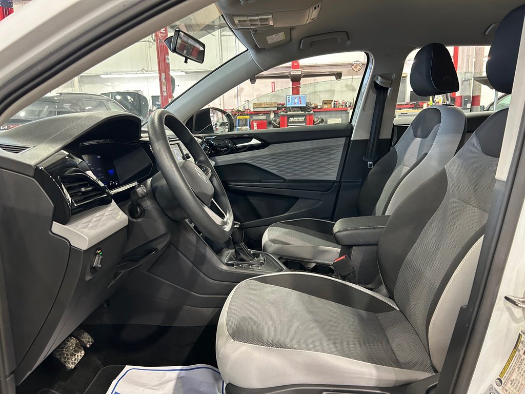 Volkswagen Taos Trendline, JAMAIS ACCIDENTÉ, 8 PNEUS, MAGS 2022 à Mirabel, Québec - 9 - w1024h768px