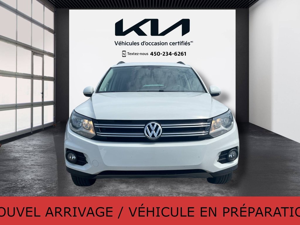 2017 Volkswagen Tiguan Trendline, JAMAIS ACCIDENTÉ, 8 PNEUS, MAGS in Mirabel, Quebec - 4 - w1024h768px