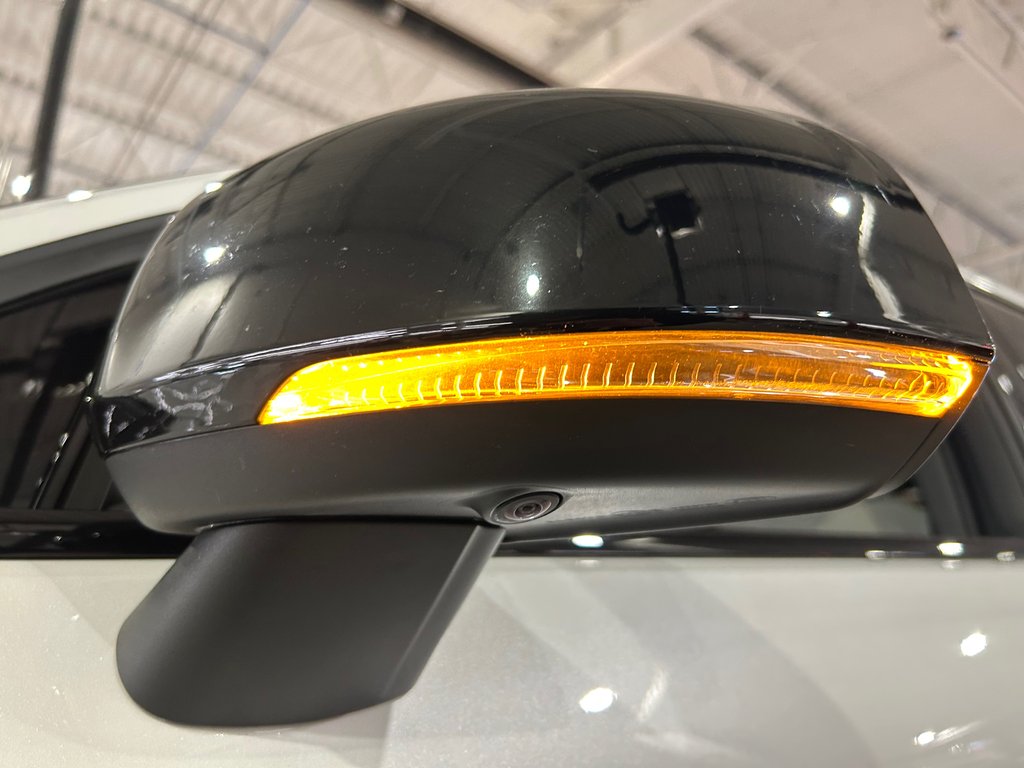 2023 Volvo XC40 Ultimate Dark Theme, JAMAIS ACCIDENTÉ, AWD, CUIR in Mirabel, Quebec - 16 - w1024h768px