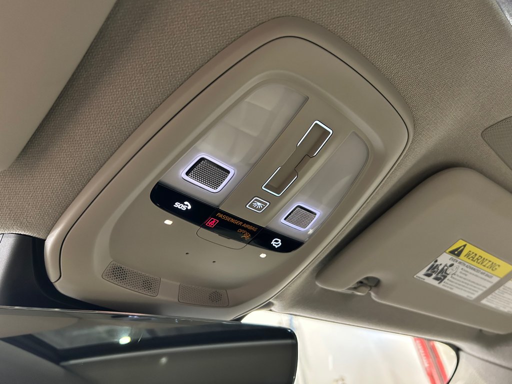 2023 Volvo XC40 Ultimate Dark Theme, JAMAIS ACCIDENTÉ, AWD, CUIR in Mirabel, Quebec - 26 - w1024h768px