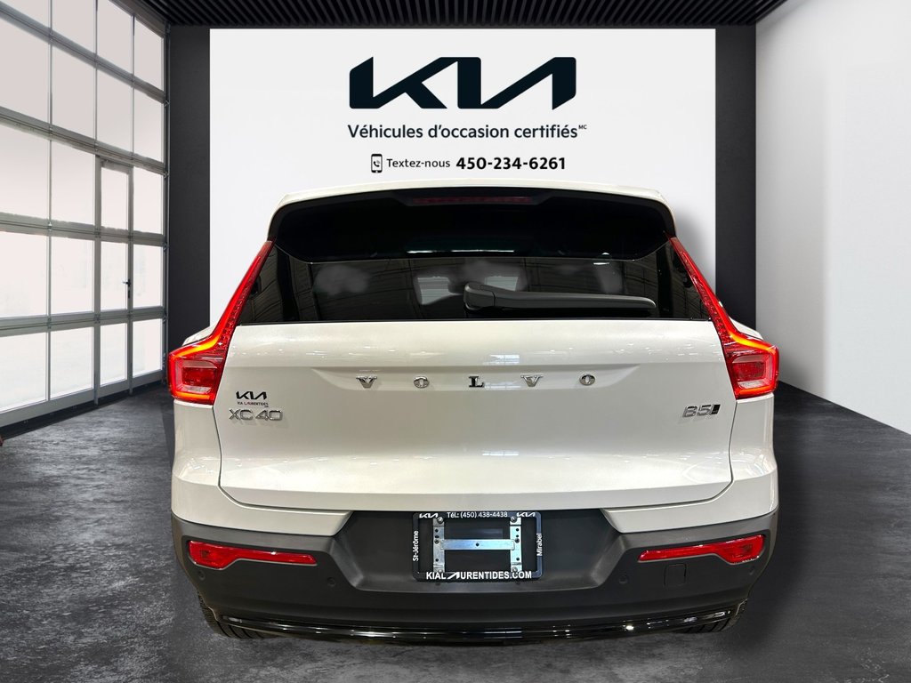2023 Volvo XC40 Ultimate Dark Theme, JAMAIS ACCIDENTÉ, AWD, CUIR in Mirabel, Quebec - 34 - w1024h768px