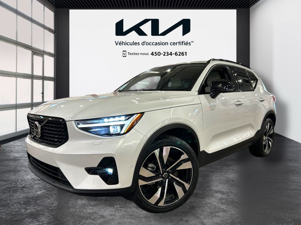 2023 Volvo XC40 Ultimate Dark Theme, JAMAIS ACCIDENTÉ, AWD, CUIR in Mirabel, Quebec - 1 - w1024h768px