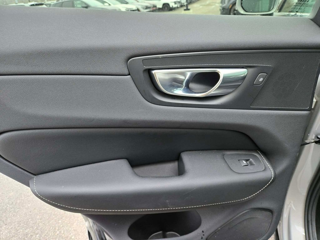 2022 Volvo XC60 Inscription, JAMAIS ACCIDENTÉ, CUIR, TOIT, HUD in Mirabel, Quebec - 7 - w1024h768px