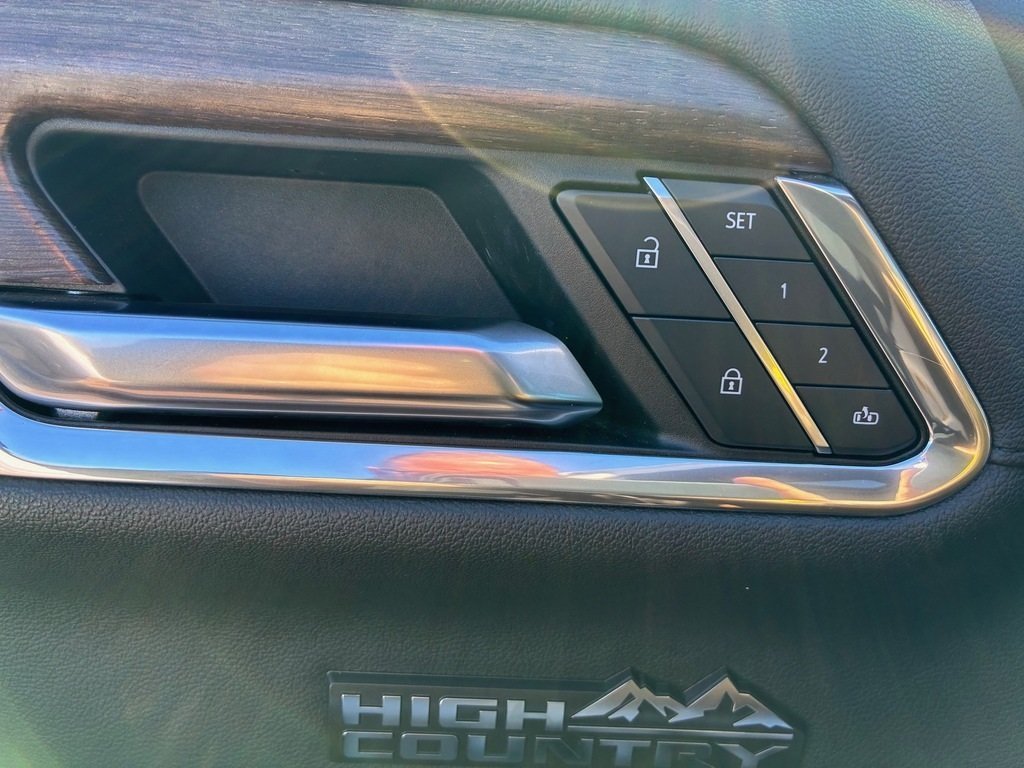 2023 Chevrolet Silverado 1500 High Country in Amherst, Nova Scotia - 25 - w1024h768px