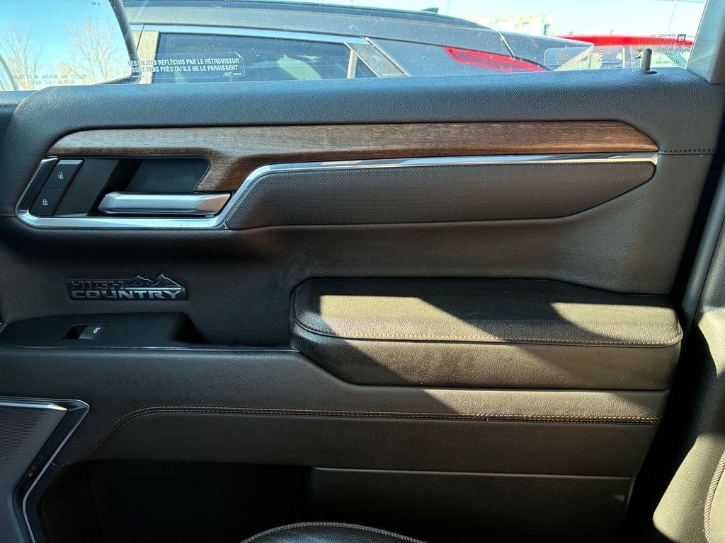 2023 Chevrolet Silverado 1500 High Country in Amherst, Nova Scotia - 38 - w1024h768px