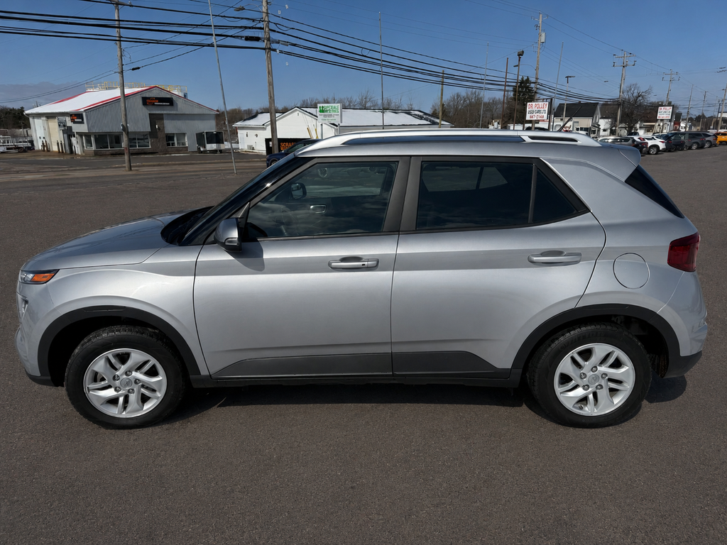 2024 Hyundai Venue Preferred | Cam | USB | HtdSeat | Warranty to 2029 in Hebbville, Nova Scotia - 6 - w1024h768px
