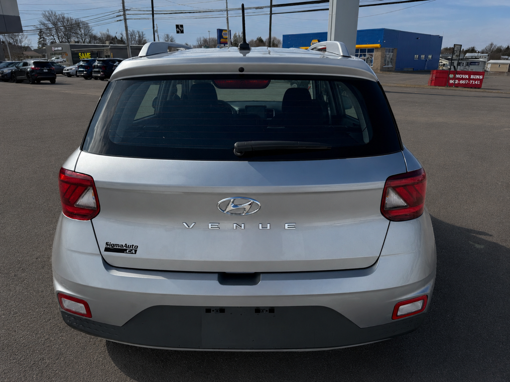 2024 Hyundai Venue Preferred | Cam | USB | HtdSeat | Warranty to 2029 in Hebbville, Nova Scotia - 4 - w1024h768px