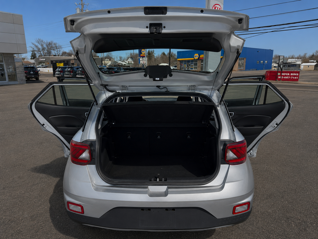 2024 Hyundai Venue Preferred | Cam | USB | HtdSeat | Warranty to 2029 in Hebbville, Nova Scotia - 19 - w1024h768px