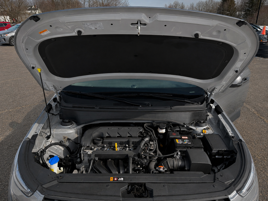2024 Hyundai Venue Preferred | Cam | USB | HtdSeat | Warranty to 2029 in Hebbville, Nova Scotia - 54 - w1024h768px