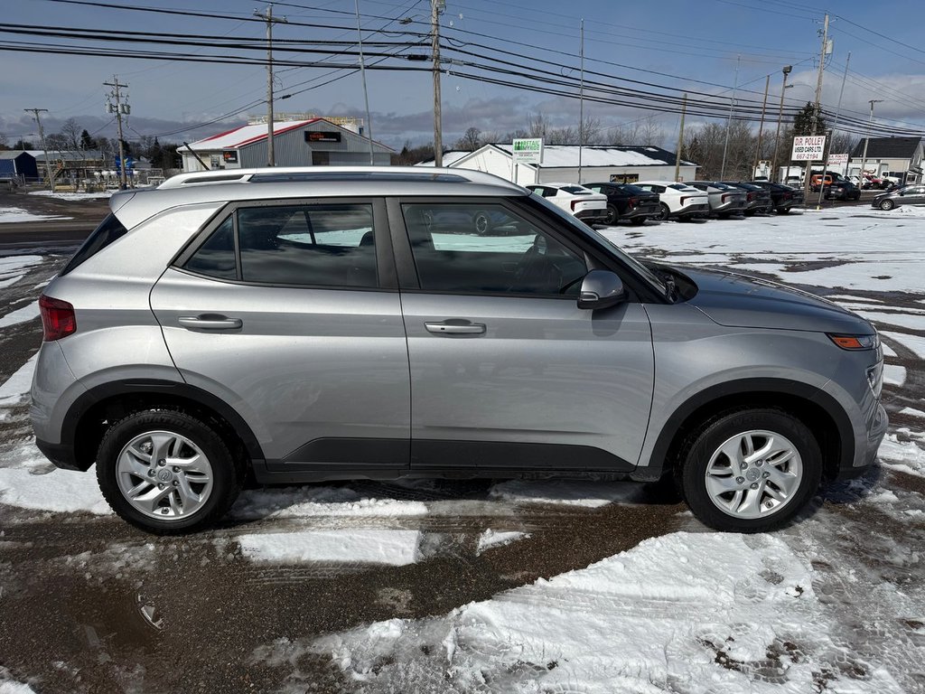 Hyundai Venue Preferred 2024 à Amherst, Nouvelle-Écosse - 4 - w1024h768px