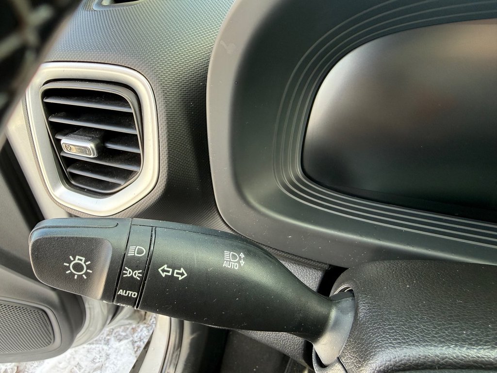 Hyundai Venue Preferred 2024 à Amherst, Nouvelle-Écosse - 33 - w1024h768px