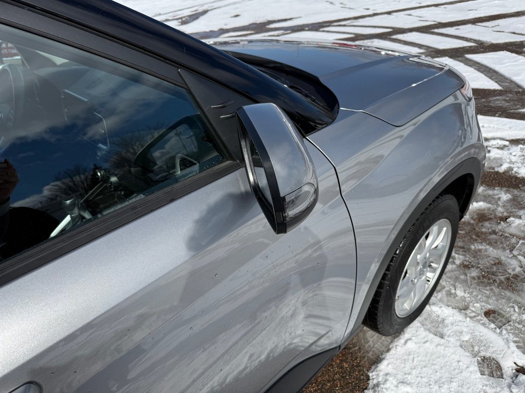 Hyundai Venue Preferred 2024 à Amherst, Nouvelle-Écosse - 13 - w1024h768px