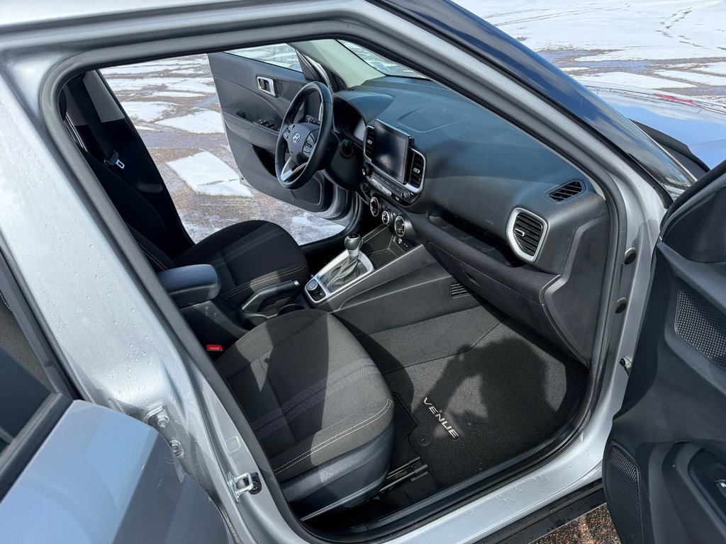 Hyundai Venue Preferred 2024 à Amherst, Nouvelle-Écosse - 23 - w1024h768px