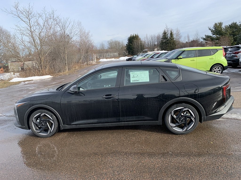 2025 Kia K4 EX+ in Amherst, Nova Scotia - 10 - w1024h768px