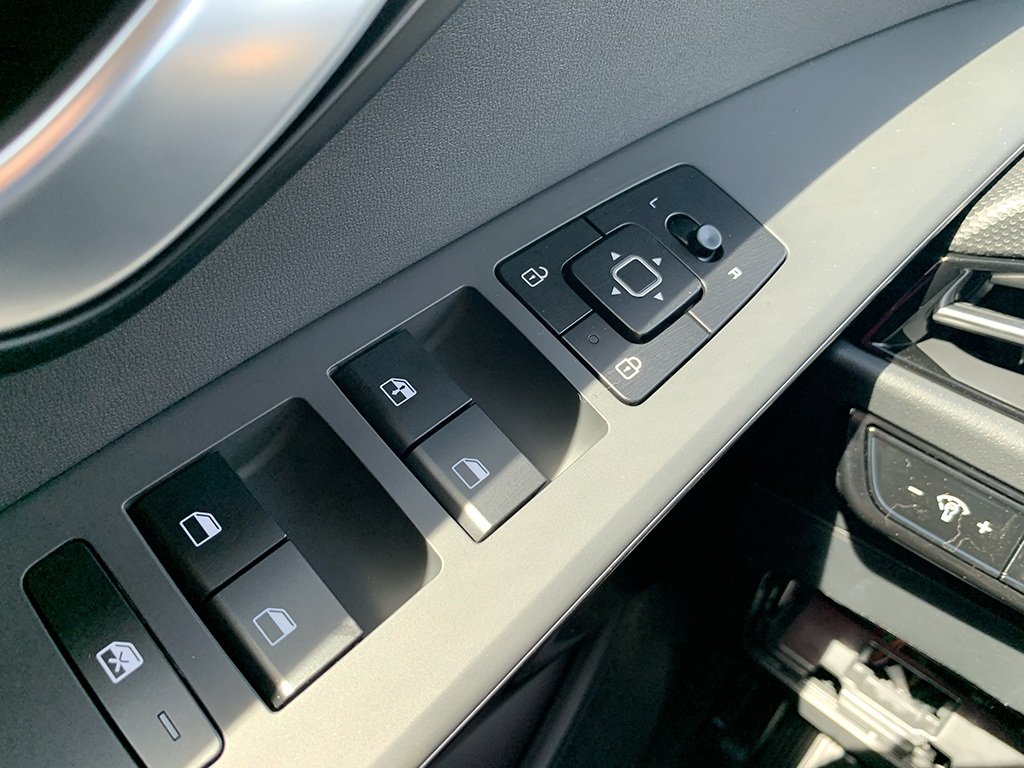 2026 Kia Niro EX Premium | HEV | Cam | USB | Warranty to 2031 in Amherst, Nova Scotia - 17 - w1024h768px