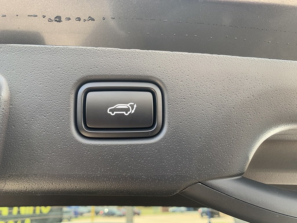 2026 Kia Niro SX in Amherst, Nova Scotia - 9 - w1024h768px