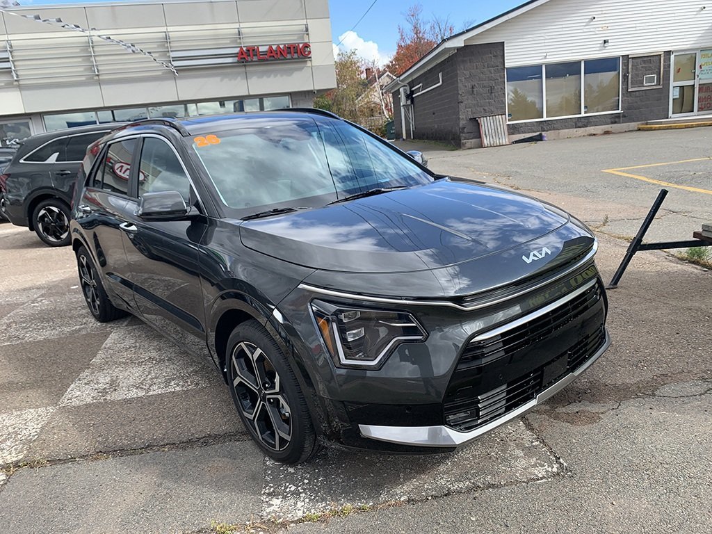 2026 Kia Niro SX in Amherst, Nova Scotia - 1 - w1024h768px