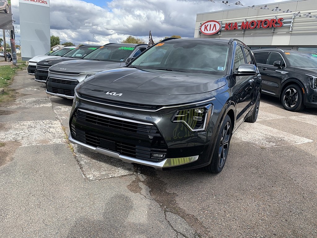 2026 Kia Niro SX in Amherst, Nova Scotia - 8 - w1024h768px