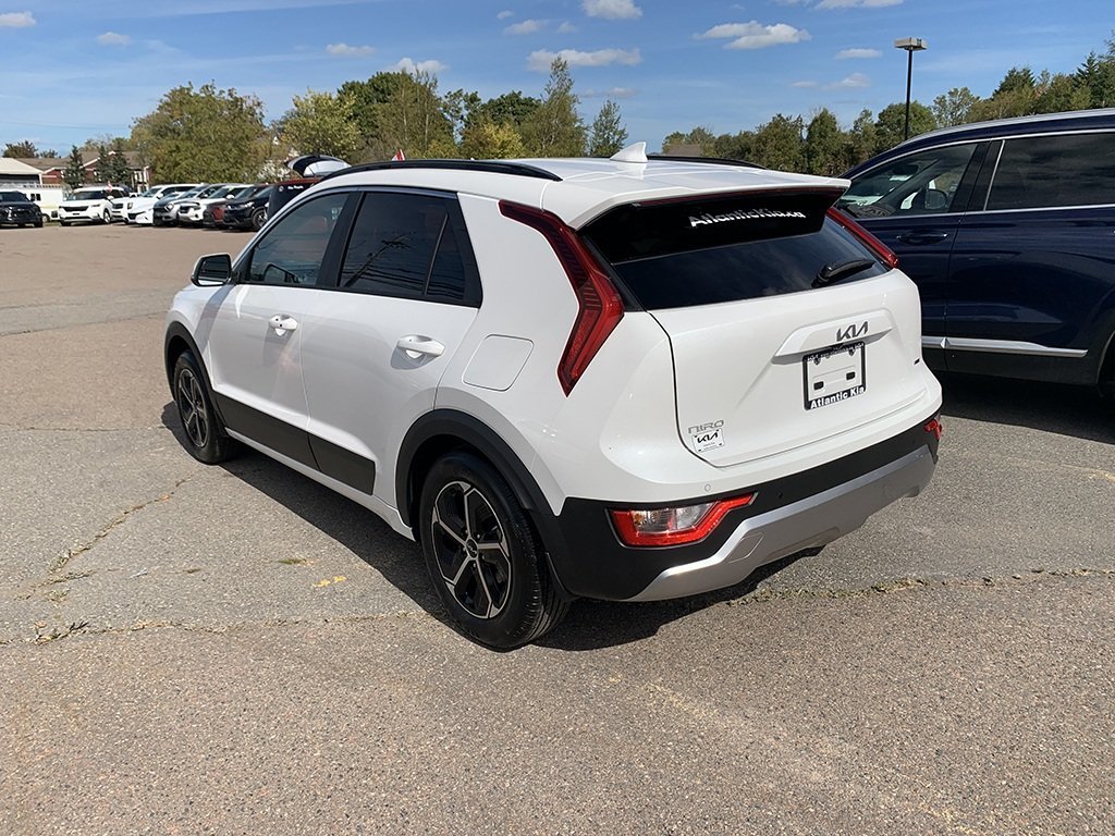 2026 Kia Niro EX Premium in Amherst, Nova Scotia - 9 - w1024h768px