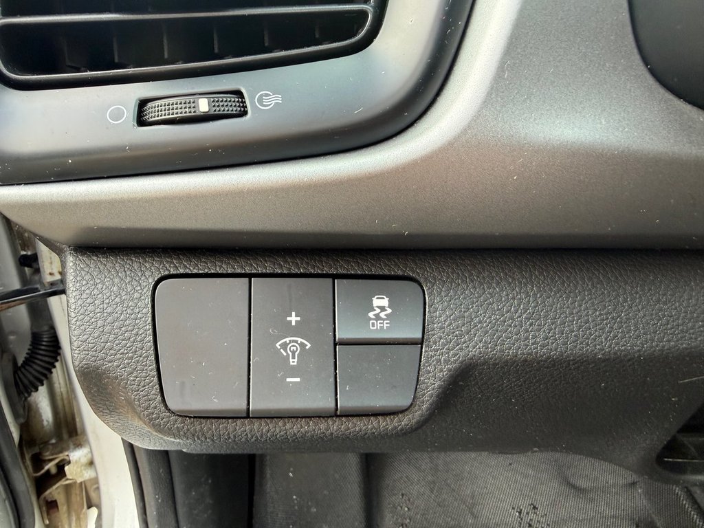 2020 Kia Rio 5-door LX+ in Amherst, Nova Scotia - 44 - w1024h768px