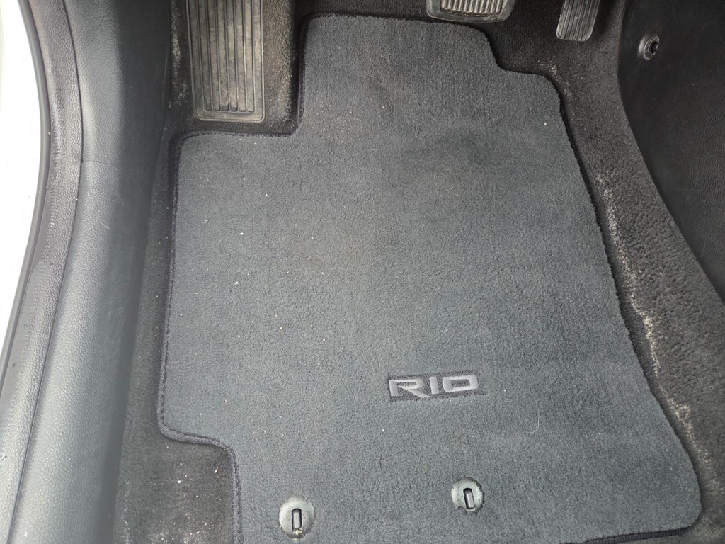 2023 Kia Rio 5-door LX+ | Cam | USB | HtdSeats | Warranty to 2028 in Bridgewater, New Brunswick - 22 - w1024h768px