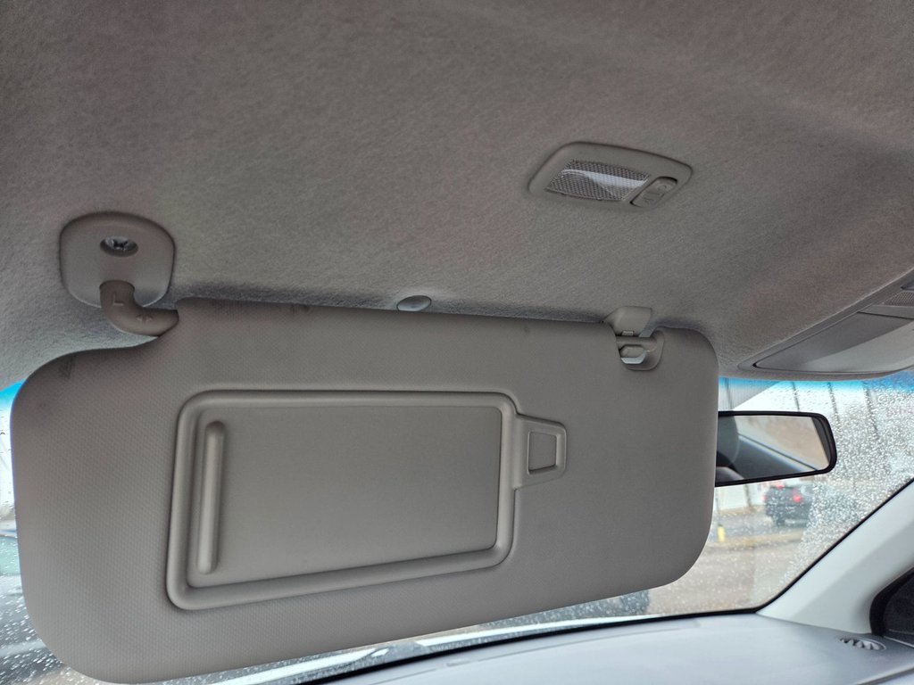 2023 Kia Rio 5-door LX+ | Cam | USB | HtdSeats | Warranty to 2028 in Bridgewater, New Brunswick - 44 - w1024h768px