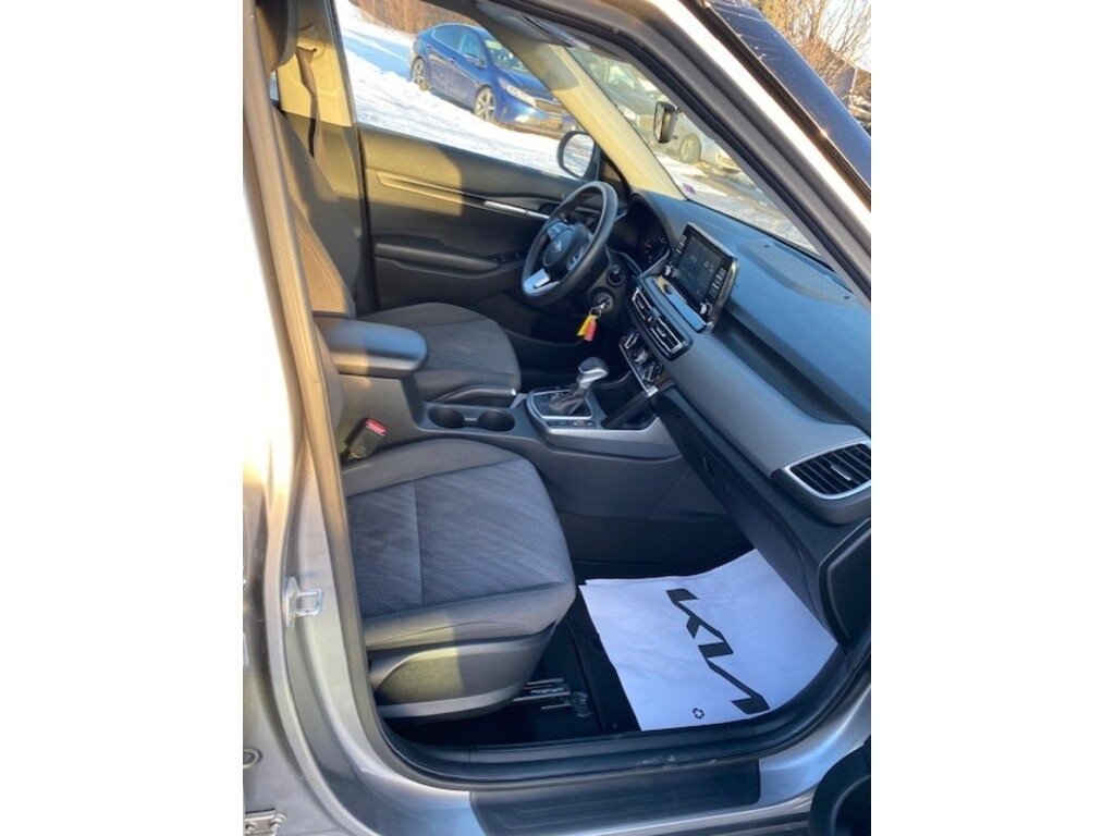 Kia Seltos LX | Cam | USB | HtdSeats | Bluetooth | Keyless 2021 à Amherst, Nouvelle-Écosse - 12 - w1024h768px