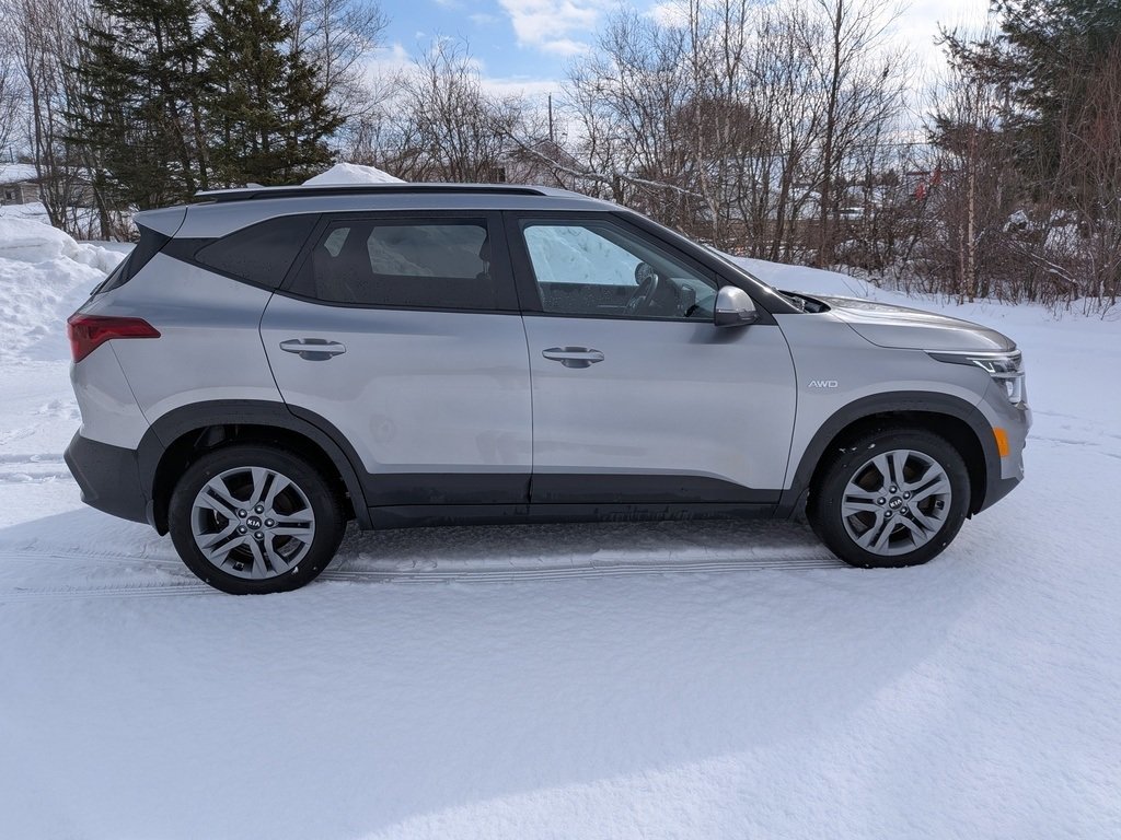 Kia Seltos LX 2021 à Amherst, Nouvelle-Écosse - 9 - w1024h768px