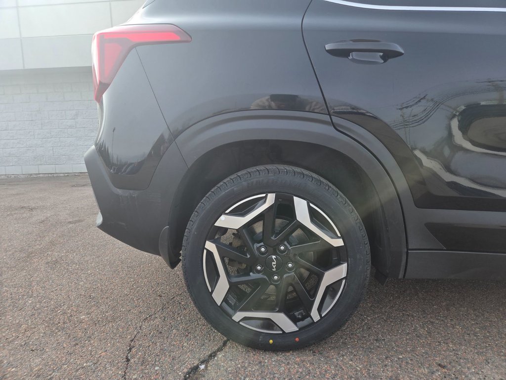 2024 Kia Seltos SX | Leather | Nav | Roof | Cam | Warranty to 2029 in Bridgewater, New Brunswick - 6 - w1024h768px