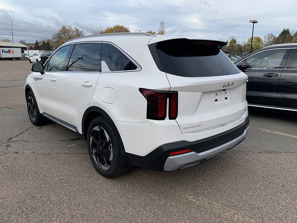 2026 Kia Sorento Plug-In Hybrid LX | Cam | USB | HtdSeats | Warranty to 2031 in Amherst, Nova Scotia - 8 - w1024h768px