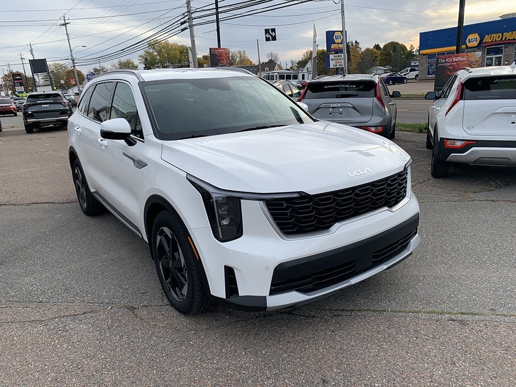 2026 Kia Sorento Plug-In Hybrid LX in Amherst, Nova Scotia - 2 - w1024h768px