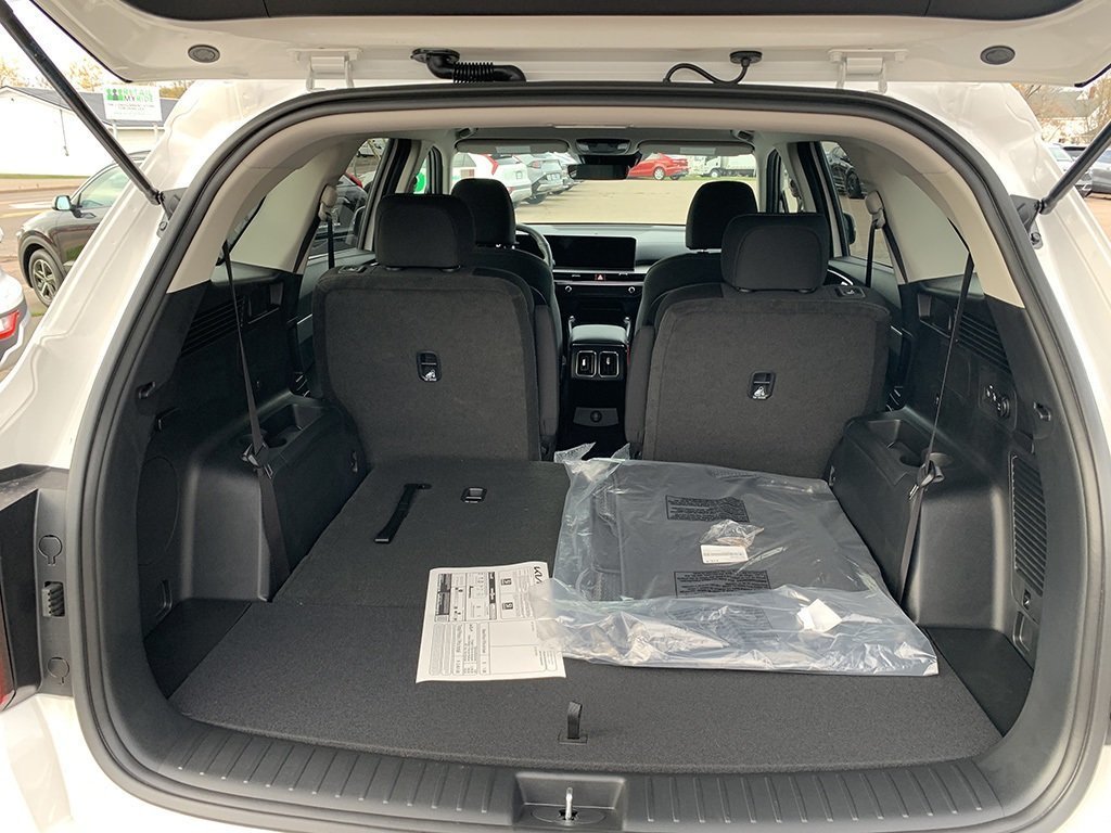 2026 Kia Sorento Plug-In Hybrid LX in Amherst, Nova Scotia - 8 - w1024h768px