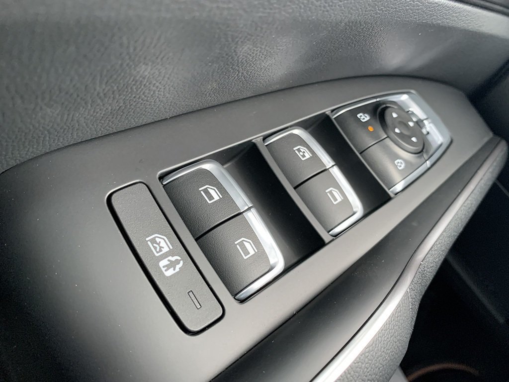 2026 Kia Sorento Plug-In Hybrid LX in Amherst, Nova Scotia - 18 - w1024h768px